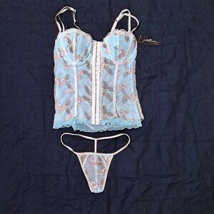 NWT Native Intimates Seductive Wear Lace Set Top and bottom - 34C and panties M